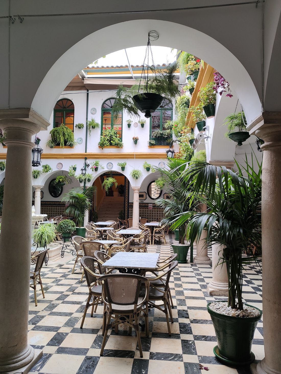 Arcos del patio central